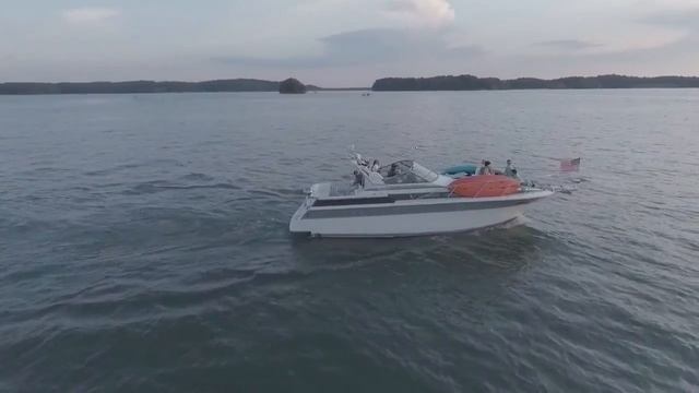 DJI Phantom 4 active track and iMovie edit following my boat lake Lanier смотреть онлайн