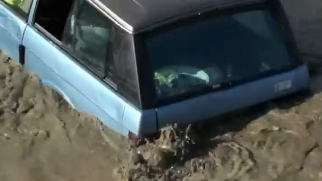 2 Door Range Rover Classic in Deep Water смотреть онлайн