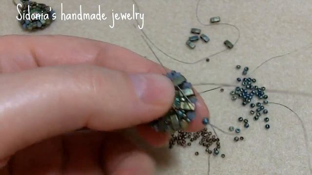 FREE Beading Tutorial - Half Tila Beads Earrings - Beading Pattern By Sidonia