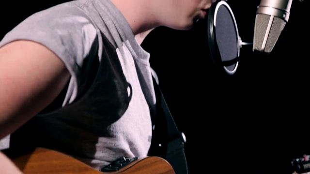 Lewis Watson - Windows (Live at Virgin Red Room) смотреть онлайн