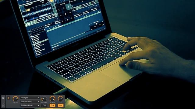 TouchpadFX for Mac OS X - Use Your Multi-Touch Trackpad To Control Your Favorite DJ Software смотреть онлайн