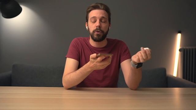 QUESTE AIRPODS TAROCCHE HANNO RUBATO IL CHIP AD APPLE! смотреть онлайн