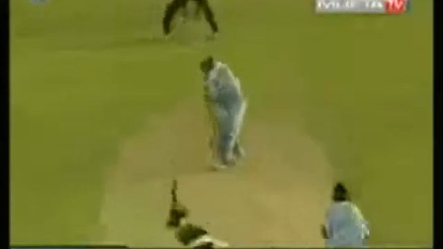 2 great bowlers.wmv - YouTube.flv смотреть онлайн