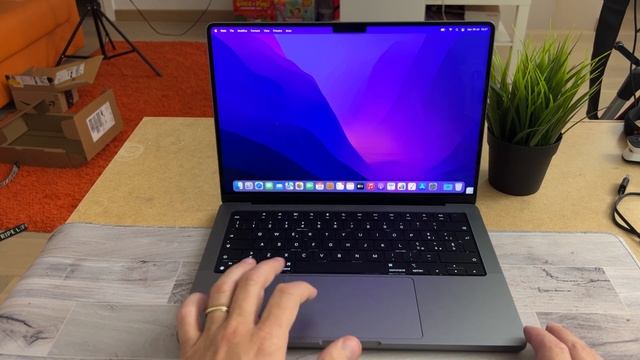 Macbook Pro 14'' con M1 Pro 8 core: UNBOXING! смотреть онлайн