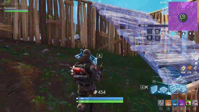 Fortnite : Royale! - Wrong time to be focused on looting смотреть онлайн