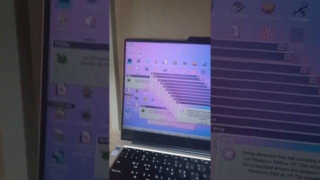 Windows 93 Website Crazy Error смотреть онлайн