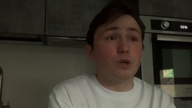 Живу в Москве 3,5 месяца смотреть онлайн