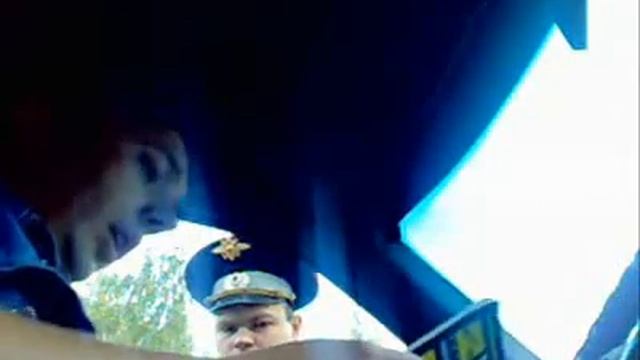 Гаишника на посту обидели смотреть онлайн