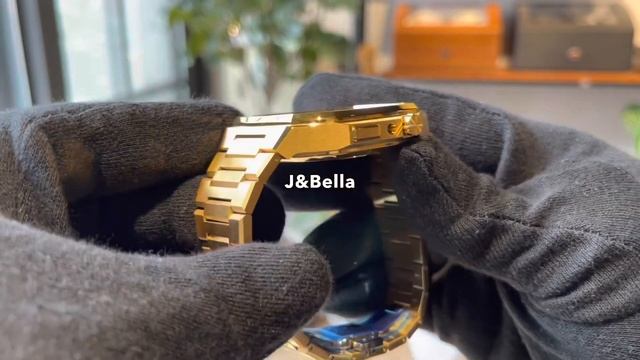 Apple Watch 7 金色不鏽鋼款式 смотреть онлайн