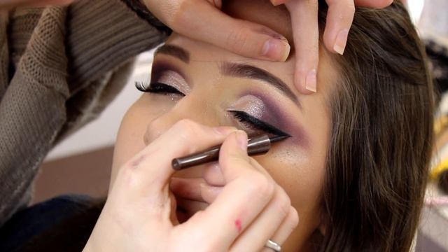 Maquiando Cliente | Delicada смотреть онлайн