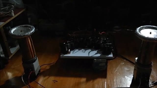 Twin Tesla Coil + Octa Plasma Speaker Concerted Music - Super Mario 쌍둥이 테슬라코일+FBT 플라즈마스피커 연주 смотреть онлайн