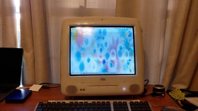 iMac G3 Flower Power - 6 Years Later... смотреть онлайн