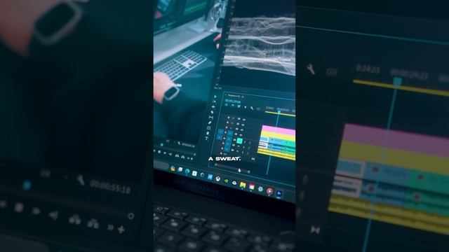 This laptop is INSANE!! смотреть онлайн