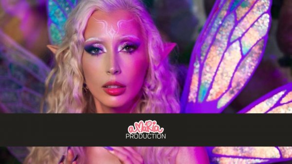 a Maria  - Million Reasons [Official Music Video]