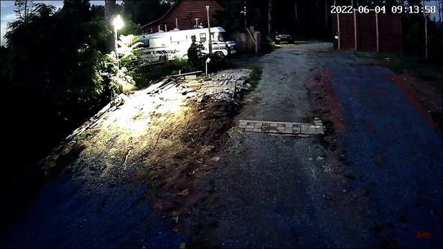 6-3-2022 man with flash light shining in windows of rv from black jeep next door смотреть онлайн