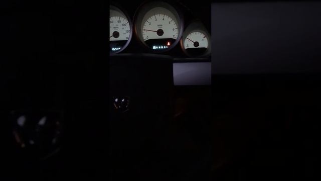 05 Dodge Magnum lighting bolt and esp bas lights смотреть онлайн