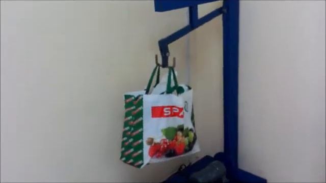 Спар тест на выдержку веса 20kg при имитации ходьбы с сумкой смотреть онлайн