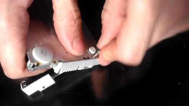 Macbook battery teardown смотреть онлайн