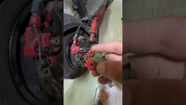 Замена Тормозных Колодок на Самокате Kugoo M4 Pro + смотреть онлайн