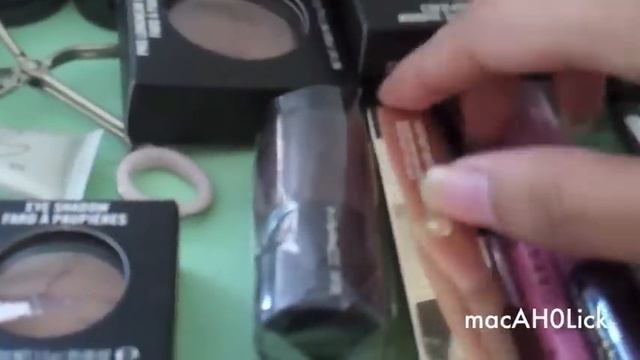 Makeup Collection Video [October 2011] смотреть онлайн