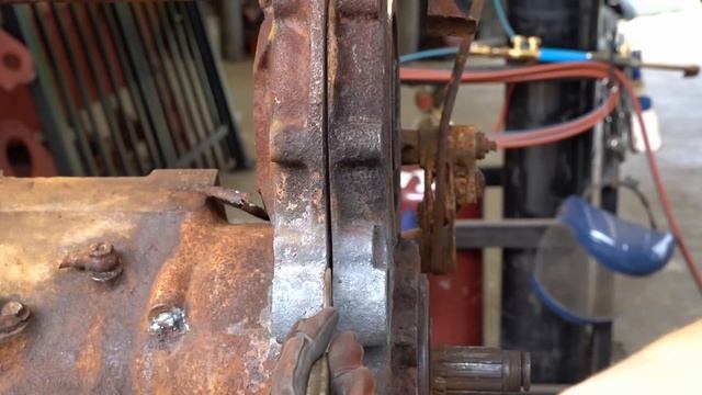 WORKSHOP WEDNESDAY: Unboxing new differential gears for the StuG III and fitting them! смотреть онлайн