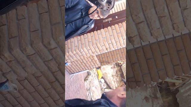 Кум попустил сторожу и миханику с СТО который угандонил провода на свечи Киев смотреть онлайн