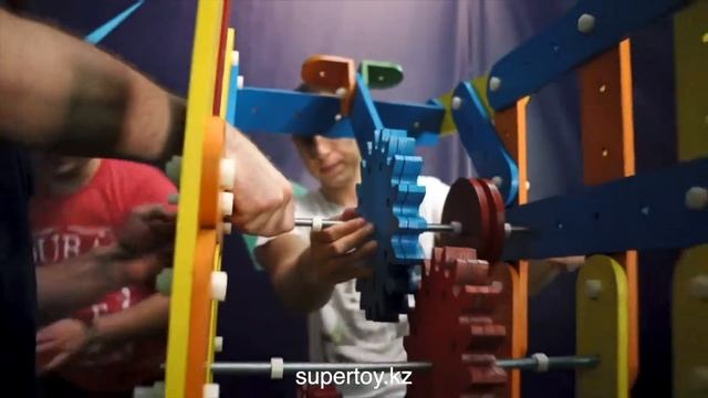 Организация тимбилдинга Конструктор Цепная Реакция . Супер Той supertoy.kz смотреть онлайн
