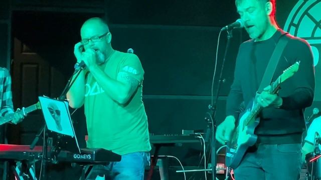 The Shop Window - Eyes Wide Shut (Live at The Forum, Tunbridge Wells 13 December 2021 смотреть онлайн