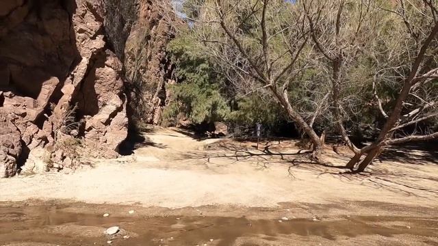 Arizona Box Canyon and Slot Canyon. We Jeep it, Hike it and Explore it. смотреть онлайн