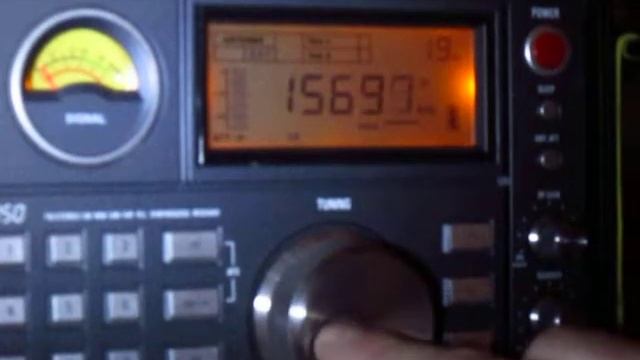 Eton Satellite 750
