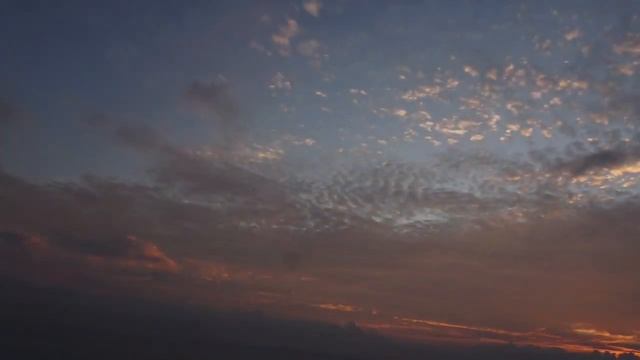 Lockdown Cloud from my window ( nuage au confinement depuis ma fenêtre) смотреть онлайн