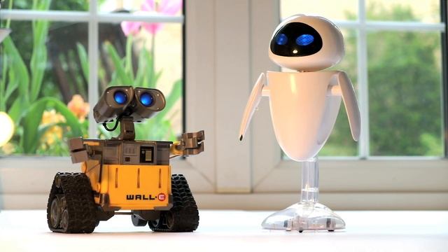 Lots and lots of WALL-E TOYS смотреть онлайн