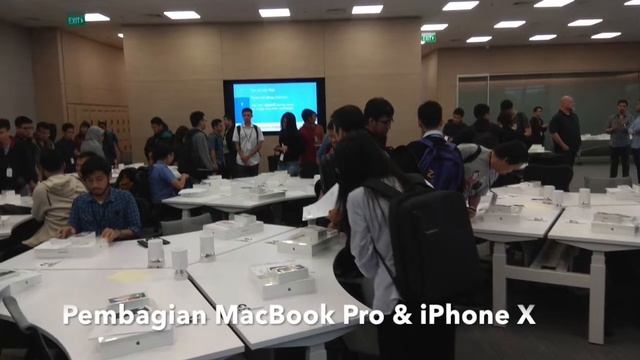 Apple Developer Academy Indonesia - Day 1 смотреть онлайн