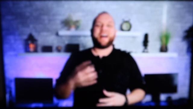 How To Screen Mirror iPhone to a Non-Smart TV смотреть онлайн