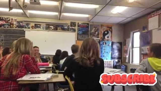Teacher Jumps Out Of A Window During Class! смотреть онлайн