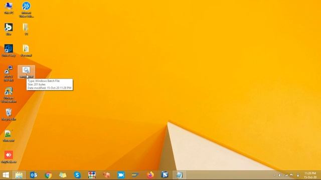 How to create and run a simple Batch file in Windows смотреть онлайн