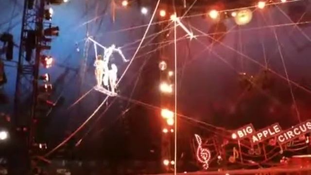 Big Apple Circus смотреть онлайн