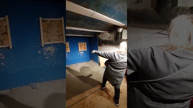 Настя и ножи