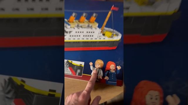 Конструктор Титаник, совместимый с lego, 586 деталей, для мальчиков и девочек. смотреть онлайн