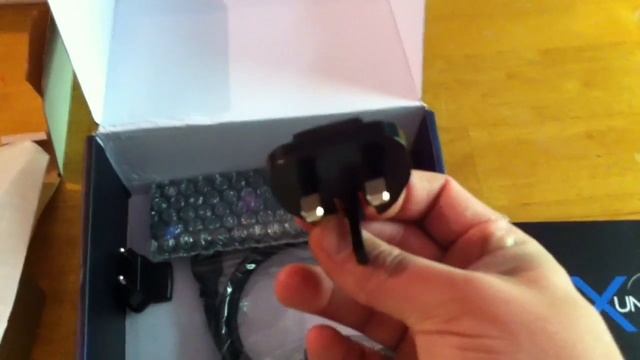 Unboxing - Xunity Eclipse Android XBMC TV Media Streaming Box Xunity Talk смотреть онлайн