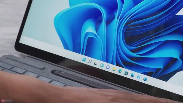 Windows 11 Features and My Experience | Is It Better Choice To Use It Now ?? | #technowale смотреть онлайн