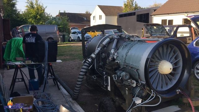 Spey 250 second dry crank, close call for my pet chicken, it almost became FOD! смотреть онлайн