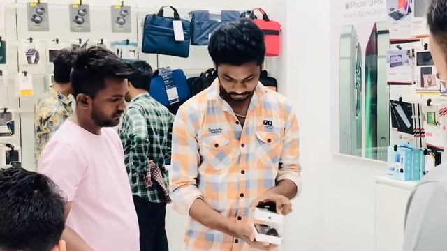 Buying iPhone 13 😍 | iamshub | vlog 5 смотреть онлайн