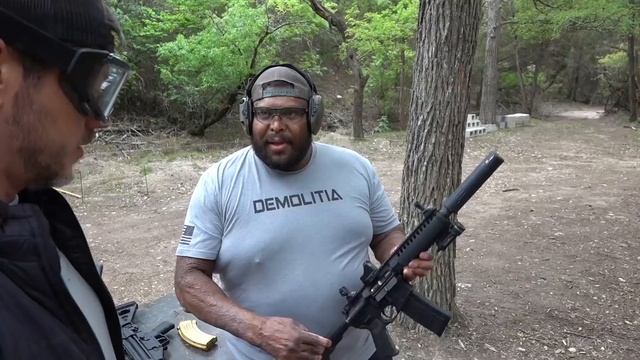 Suppressed MP5 Shooting Cutting Boards!!! смотреть онлайн