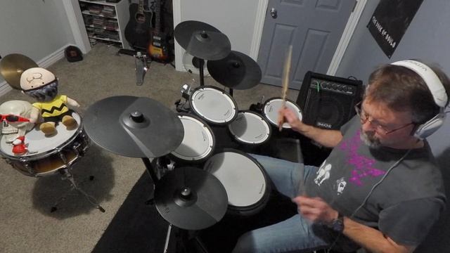 Link Ray "Rumble" Drum Cover смотреть онлайн