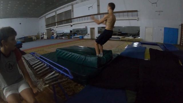 Дикая паркур тренировка!Жёсткий фейл! смотреть онлайн