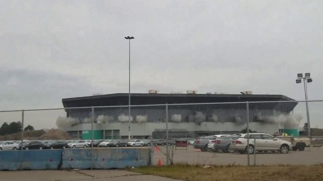 Pontiac Silverdome Explosion смотреть онлайн