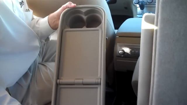 How To remove center seat on a Highlander смотреть онлайн