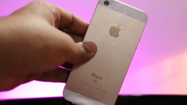 iPhone SE vs iPhone 5s! Is the upgrade worth the money in 2017? смотреть онлайн