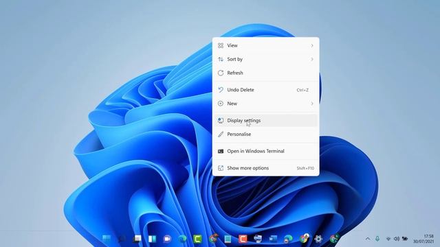 How to Fix Screen Resolution Problem in Windows 11 PC or Laptop смотреть онлайн